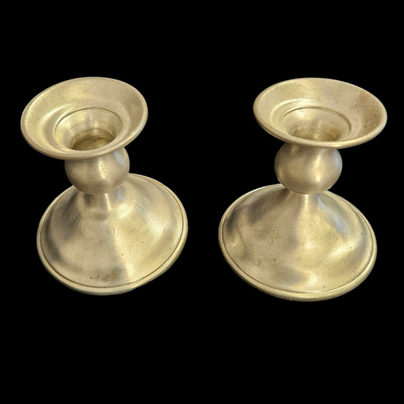 Vintage Kirk Pewter 153 Pair of Short Candlestick Holders Classic Colonial Style - Picture 1 of 3